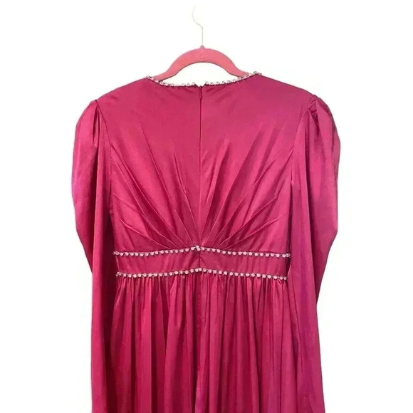 NEW Mac Duggal Magenta Crystal Satin Empire Waist Long Sleeve Gown Size 4 - Picture 8 of 11